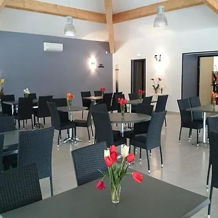 Mobil-home Pour 6 Pers Avec Terrasse - Api-1-52-1434